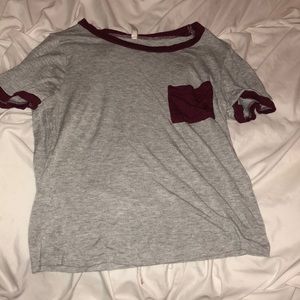 gray pocketed t shirt